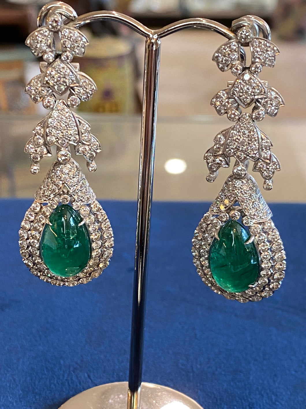 18K White Gold Emerald & Diamond Earrings