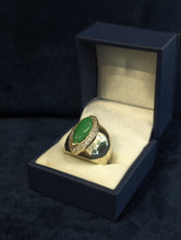 Load image into Gallery viewer, 9kt YG Nephrite Jade Ring
