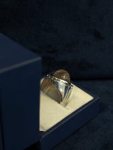 Load image into Gallery viewer, 18k WG Rutilated Cabochon Quartz Ring
