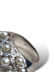 18Kt White Gold Pearl and Diamond Ring