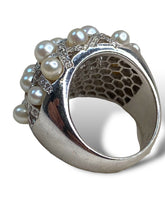 Load image into Gallery viewer, 18Kt White Gold Pearl and Diamond Ring
