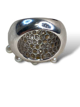 Load image into Gallery viewer, 18Kt White Gold Pearl and Diamond Ring
