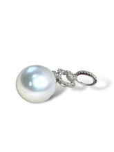 Load image into Gallery viewer, 18kt White Gold Oval Pearl and Diamond Pendant 12.5mm
