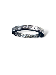 18kt White Gold Diamond Band