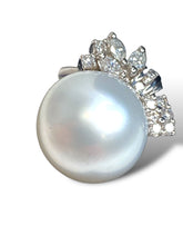 Load image into Gallery viewer, 14kt South Sea Pearl and Diamond Ring
