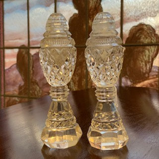 GP1055 A Pair of Crystal Salt and Pepper Shakers