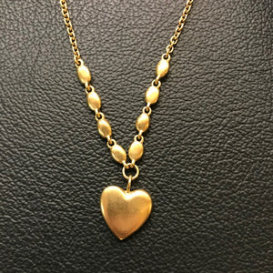 JN0420 18kt YG Heart Necklace - Antiques and Possibilities