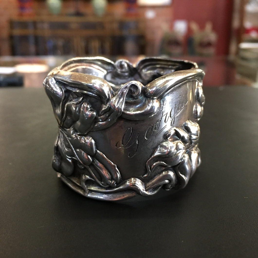 SC0633 American Sterling Silver Napkin Ring by Frank M Whiting & Co in the Florence Pattern 