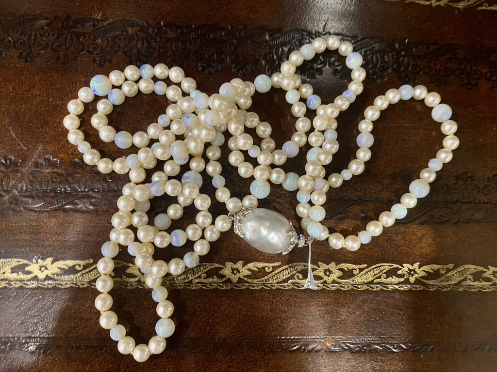 PS2060BQ 16.3mm SW  / Opal beads/ Akoya pearls and diamonds on the big grey pearl
