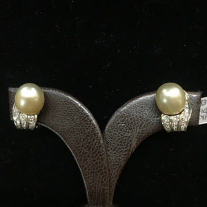 JE0447 14kt YG Diamond Gold South Sea Pearl Earrings - Antiques and Possibilities