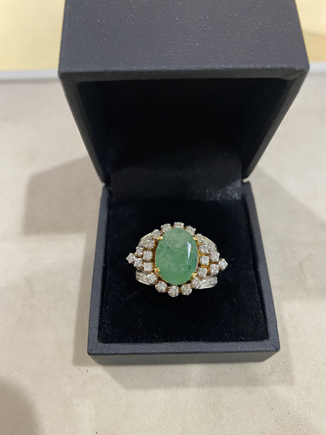 ConJP011 10kt Yellow Gold Emerald & Diamond ring