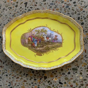 GP0134 18th Century German Meissen Yellow Platter
