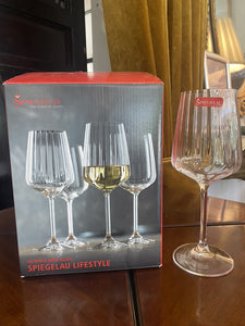RG0019 Set of 4 lifestyle White Wine Glasses 4450172