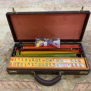 CU0012 Vintage Mahjong - Asian Tile Game in a Leather Suitcase